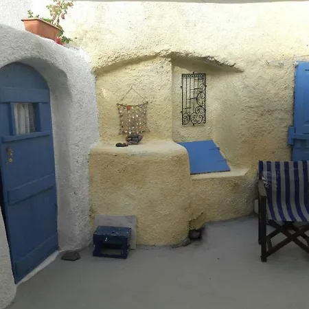 Emmantina Bed & Breakfast Mesariá