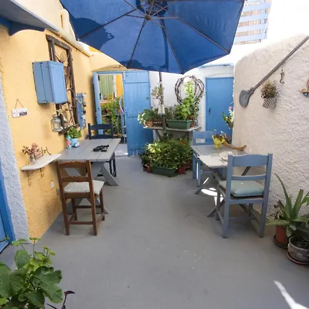 Emmantina Bed & Breakfast Mesariá