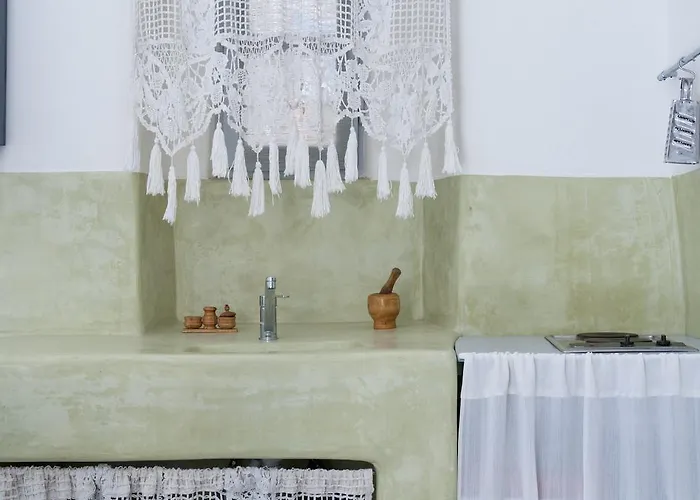 Emmantina Bed & Breakfast 3*