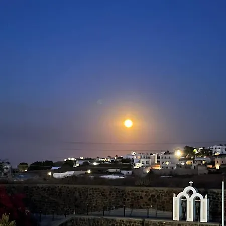 Bed & Breakfast Emmantina Messaria (Santorini)