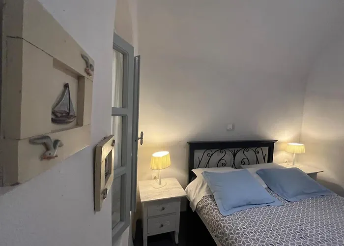 Emmantina Bed & Breakfast Messaria (Santorini)