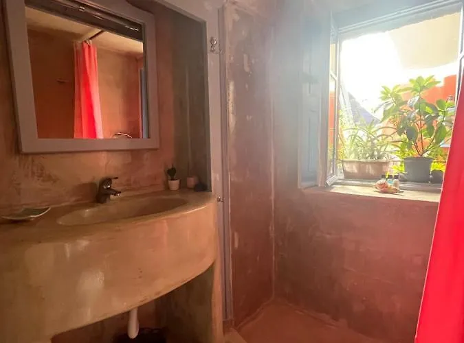 Emmantina Bed & Breakfast Messaria (Santorini)