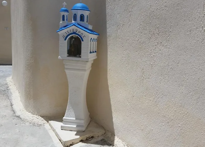 Bed & Breakfast Emmantina Messaria (Santorini)